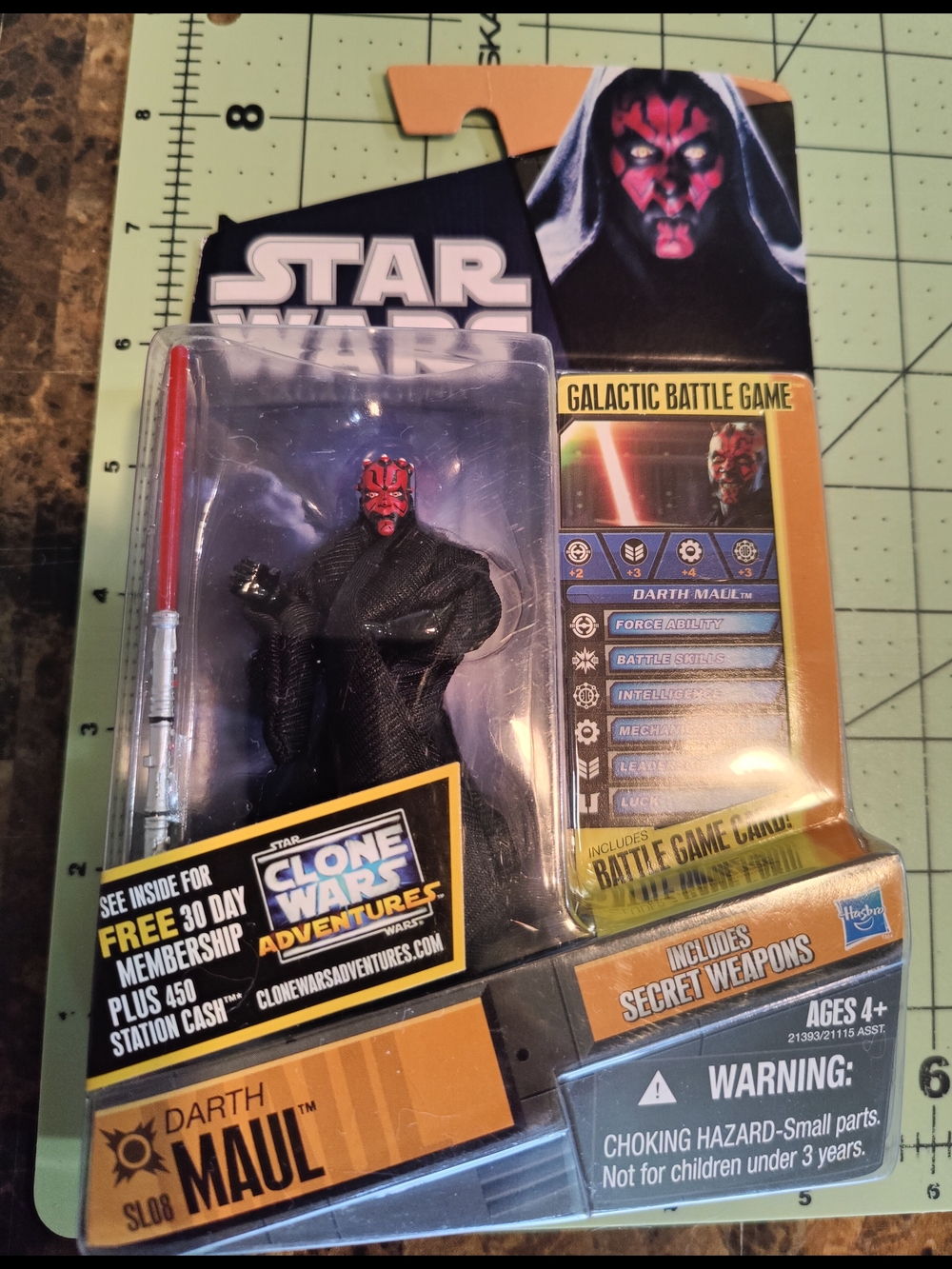Star Wars Darth Maul Action Figure - Picture 3 of 9